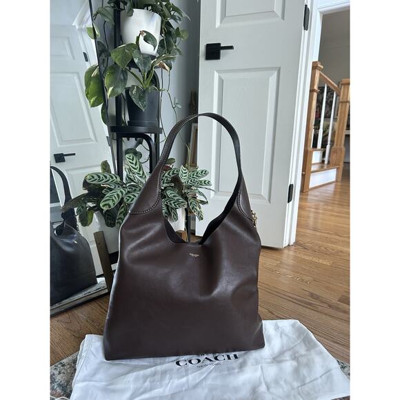 Coach Brooklyn 39 Shoulder Bag Dark Brown With Customized Charm EUC - Picture 1 of 11